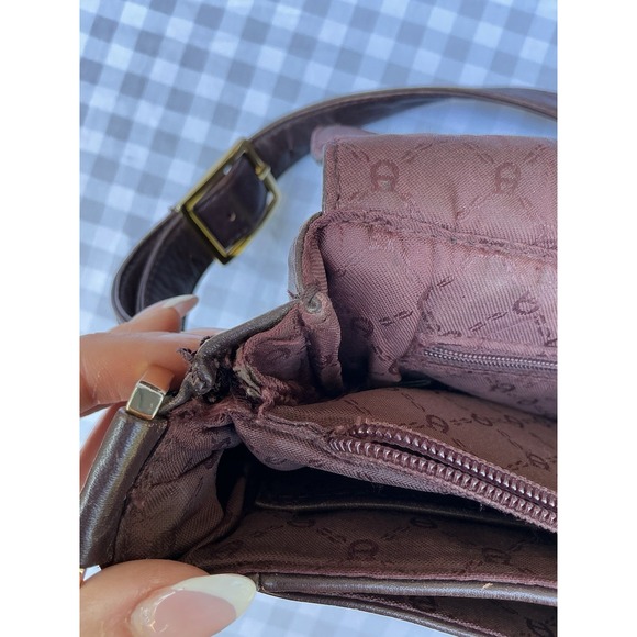 Etienne Aigner Vintage Brown Leather Handbag Shoulder Purse Brass Buckle - Picture 8 of 11